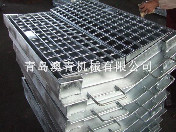 V-shaped steel grating