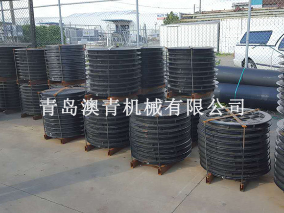 Cast and ductile iron grating/cover