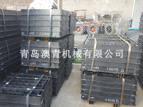 Cast and ductile iron grating/cover